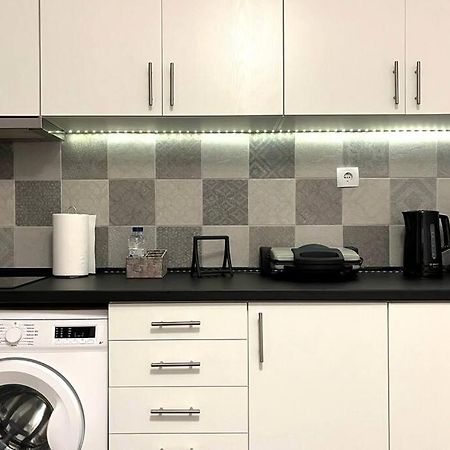 Pame Rentals - Ideal For 2 In Pagrati Athens Luaran gambar